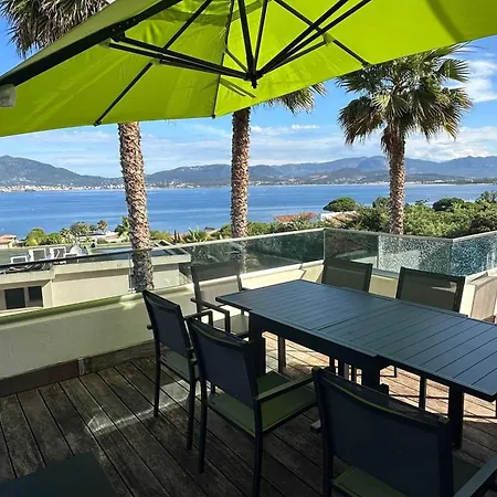 Escape To Calm With Sea View Daire