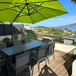 Escape To Calm With Sea View Daire *