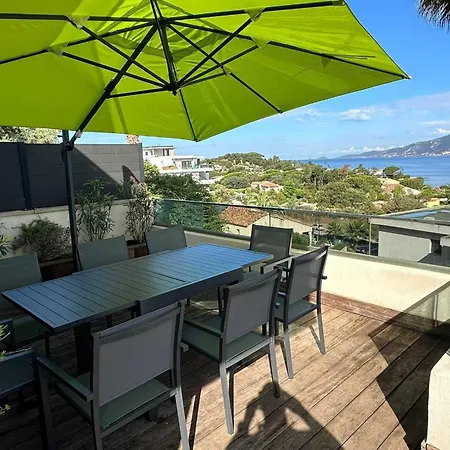 Escape To Calm With Sea View شقة *