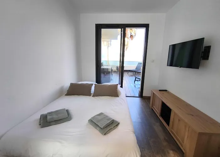Escape To Calm With Sea View Apartment Grosseto-Prugna